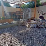 فيلة Michael's Greek House *